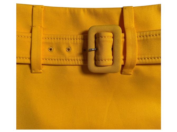 Prada Mini Falda de Nylon Amarilla Amarillo - vista 3