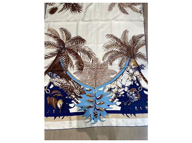 Hermès Pañuelo de seda 'Aloha' Castaño Blanco Azul - vista 3