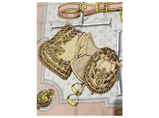 Hermès Seidentuch Selles à Housse Pink Beige Golden Grau - Ansicht 5