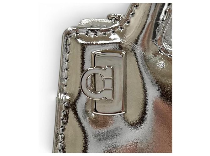 Pochette Wanda Mini Gancini in pelle Salvatore Ferragamo Argento - vista 11