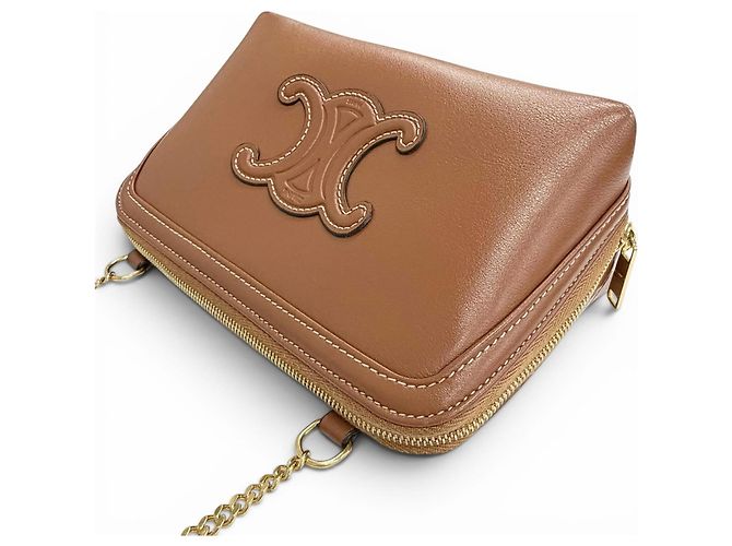 Céline Borsa a tracolla con catena Celine in pelle di vitello liscia Cuile Triomphe Marrone - vista 4