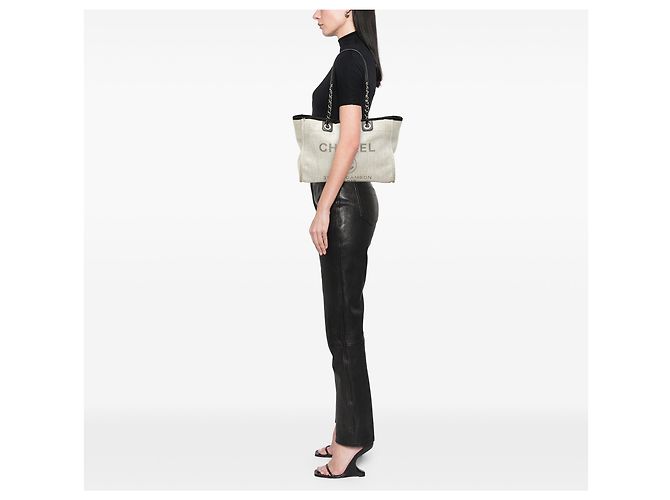 Chanel Deauville Tote aus Canvas Gray Small Braun Grau - Ansicht 7