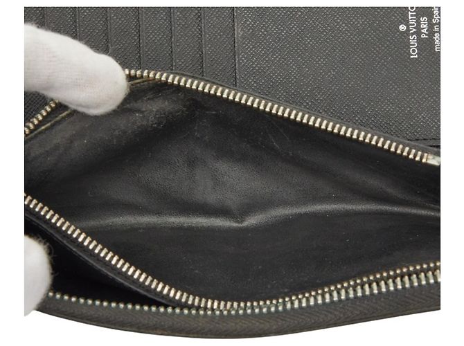 Louis Vuitton Epi Zippy Wallet Black - view 9