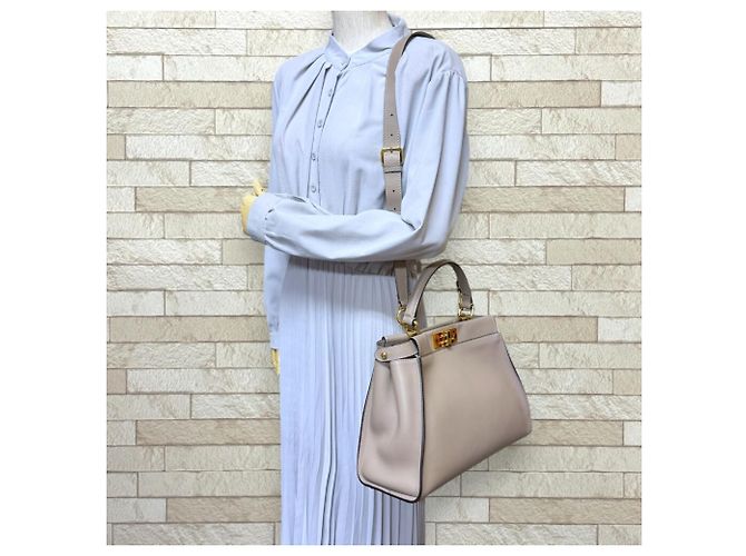 Borsa a Spalla Fendi Medium Peekaboo Beige Grigio - vista 2