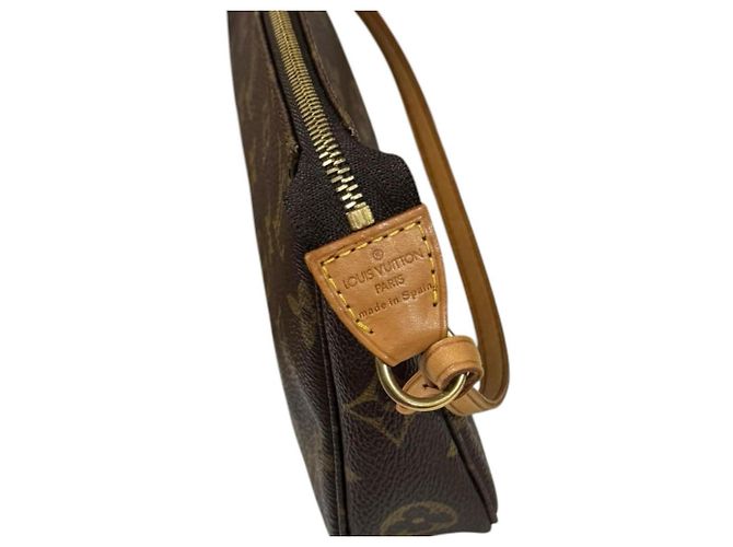 Borsa Louis Vuitton Pochette Accessoires Monogram Marrone - vista 10