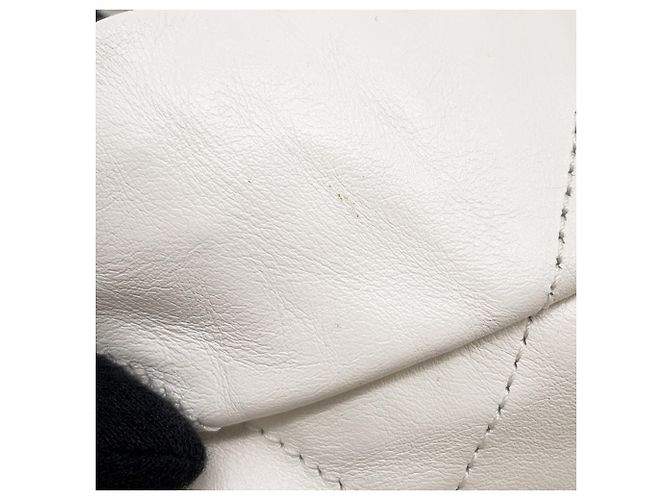 Borsa Chanel AS3859 in vitello lucido bianco - vista 9
