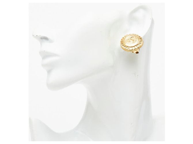 Orecchini a clip Chanel Coco Mark placcati oro D'oro - vista 5