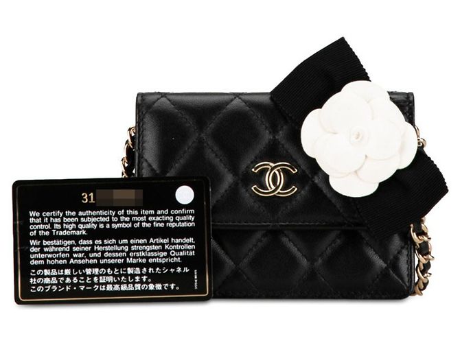 Mini borsa a tracolla Chanel Matelassé Coco Mark Camellia Nero - vista 10