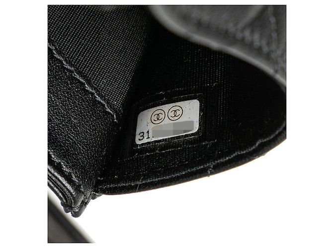 Mini borsa a tracolla Chanel Matelassé Coco Mark Camellia Nero - vista 8