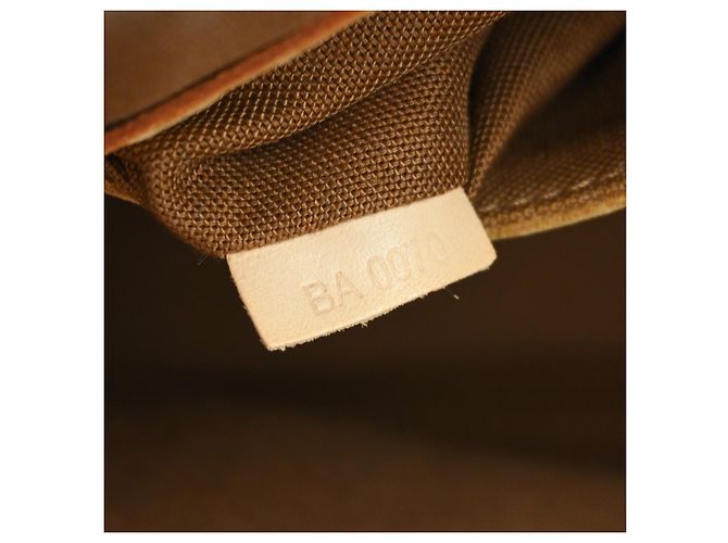 Louis Vuitton Alma Monogram Canvas PM Marrom - vista 5