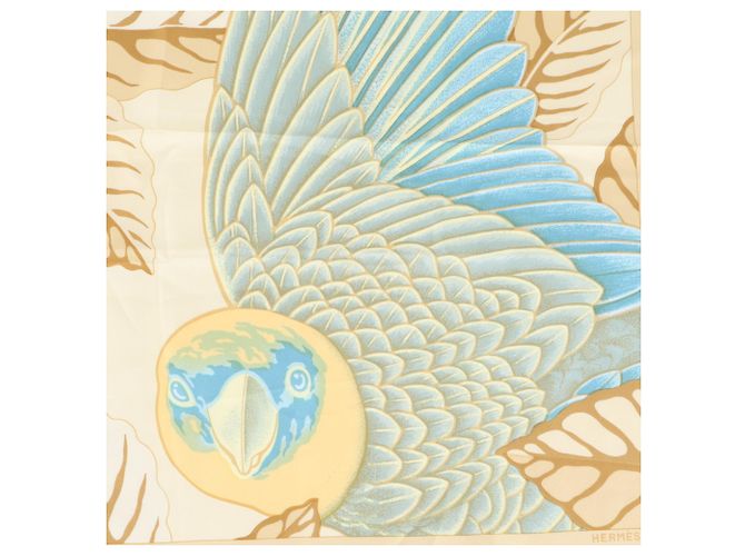 Silk In Hermès Hermes Carre 90 Les Perroquets Parrot Sciarpa di Seta Beige - vista 8