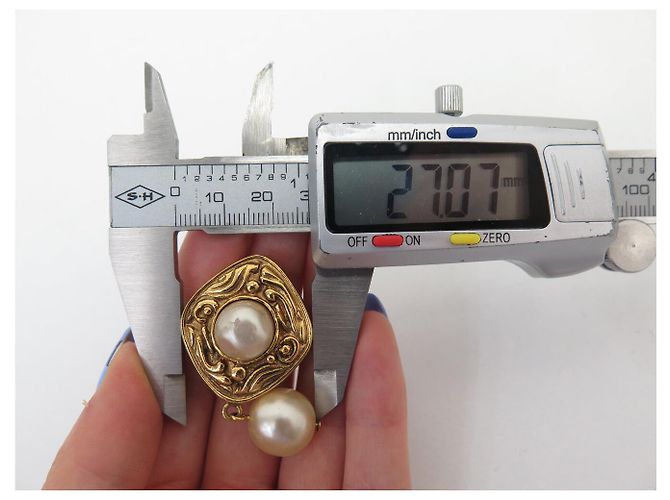 ORECCHINI VINTAGE CHANEL 1990 BAROCCHI DI PERLE CLIP D'oro - vista 9