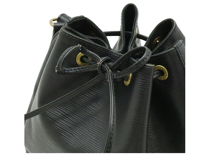Borsa a Spalla Louis Vuitton Epi Petit Noe Nera Nero - vista 5