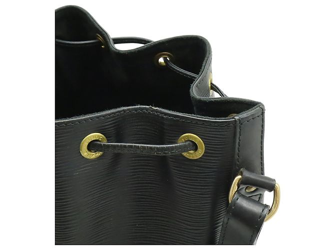Borsa a Spalla Louis Vuitton Epi Petit Noe Nera Nero - vista 7