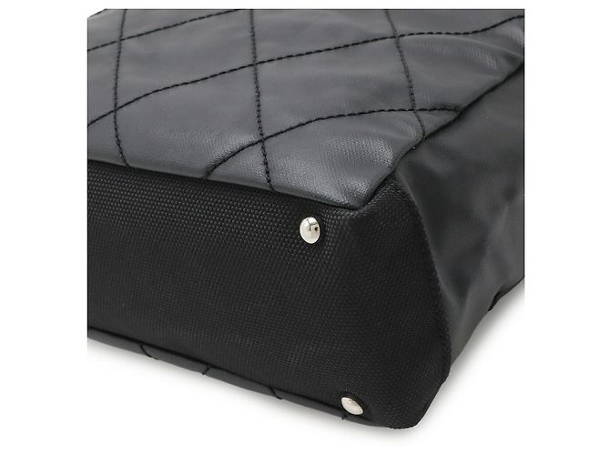 2.55 Chanel Paris Biarritz Tote PM Nero - vista 3