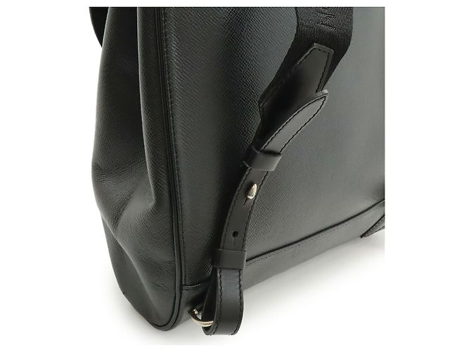 Zaino Louis Vuitton Taiga Kasia Nero - vista 5