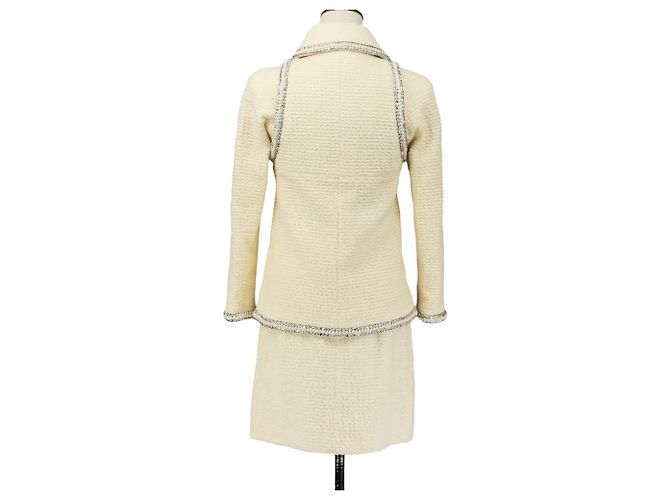 Timeless Conjunto 2way de tweed con botón Coco Mark Chanel Beige Crudo - vista 3