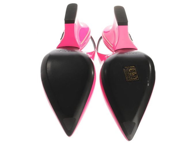 Prada Décolleté Slingback in Vernice Rosa - vista 4
