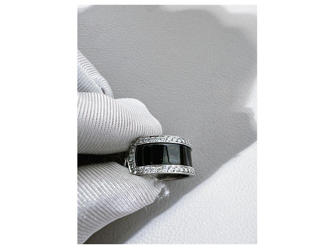 Anello Cartier Angel Kiss in Oro Bianco e Ceramica Nera Nero - vista 4