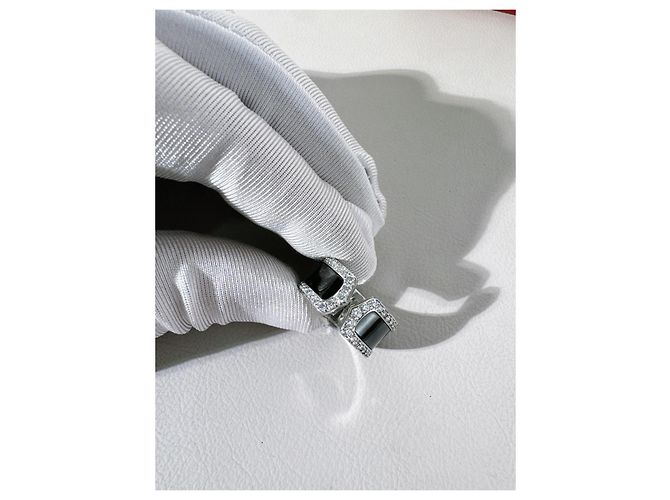 Anello Cartier Angel Kiss in Oro Bianco e Ceramica Nera Nero - vista 5