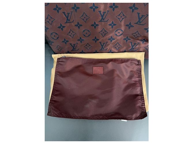 Louis Vuitton Monogram Rote Shopper Tasche - Ansicht 5