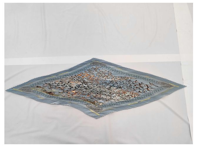 Hermès Hermes Triangle Scarves Silk Blue - view 2