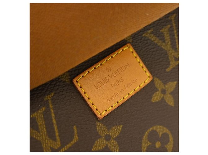 Louis Vuitton Saumur Monogram Canvas 35 Marrone - vista 5