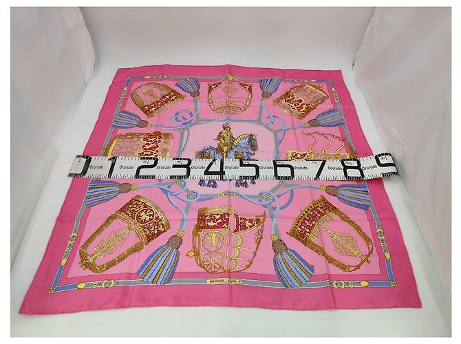 Hermès Hermes Carré 90 Silk multicolor 90 x 90 Pink - Ansicht 2