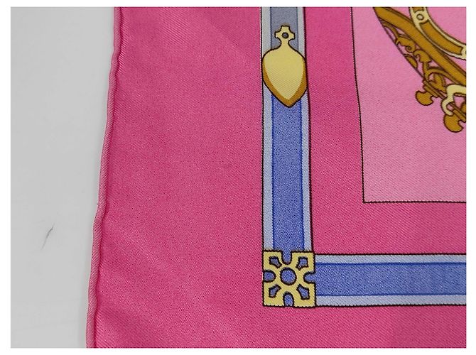 Hermès Hermes Carré 90 Silk multicolor 90 x 90 Pink - Ansicht 3