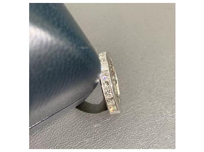 Harry Winston Platinring mit Smaragdschliff-Diamanten Silber - Ansicht 4