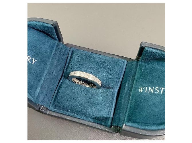Harry Winston Platinring mit Smaragdschliff-Diamanten Silber - Ansicht 8