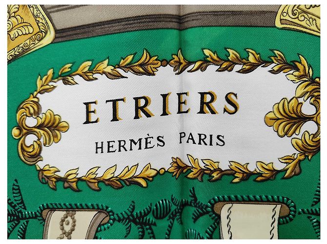 Hermès Carré 90 in seta multicolore Hermes 90 x 90 - vista 3