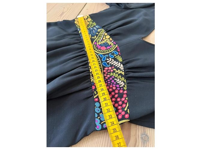 Tibi Abito in seta nera con stampa floreale e scollo a V Nero Multicolore - vista 12