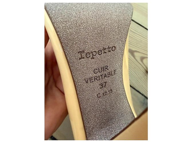 Repetto Lackleder Stilettos Angeln - Ansicht 3