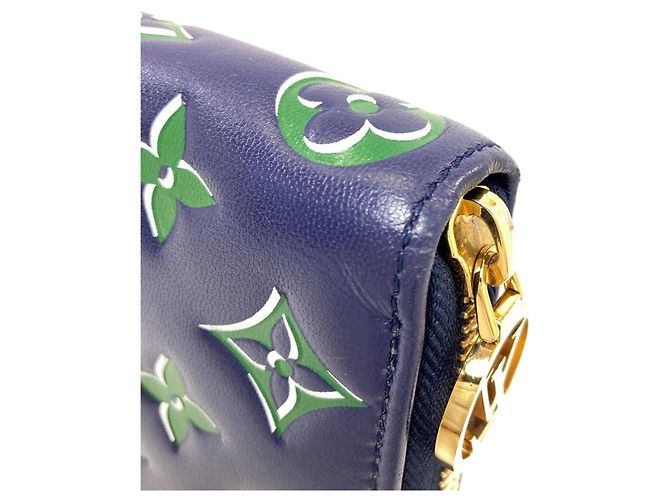 Louis Vuitton M82642 Coussin Zippy Wallet Blu Verde - vista 16