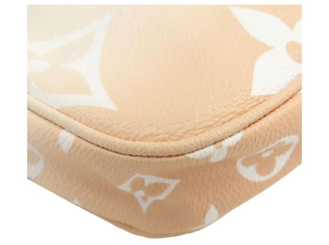 Louis Vuitton Monogram Giant Multi Pochette Accessoires Pink - Ansicht 32