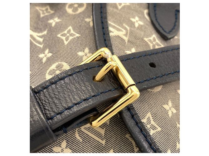 Borsa a Spalla Louis Vuitton Saumur PM Nero - vista 19
