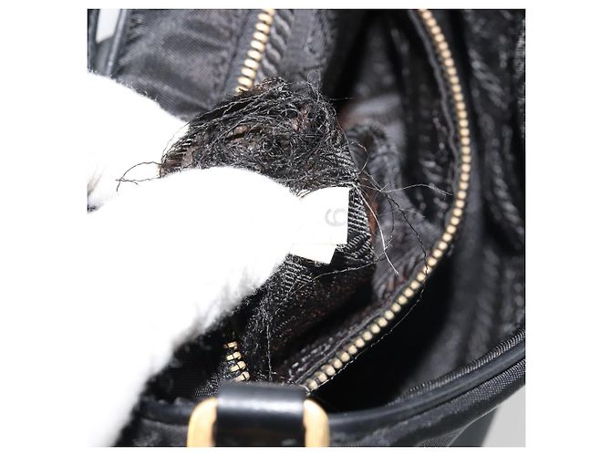 Pochette Accessori PRADA Nylon Nero Oro Auth 171277 D'oro - vista 11