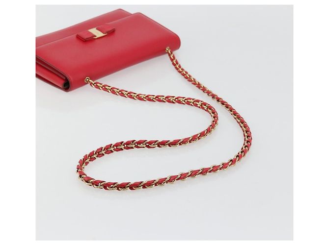 Borsa a Spalla Salvatore Ferragamo Vala Chain in Pelle Rossa e Oro Auth ka4496 Rosso D'oro - vista 7
