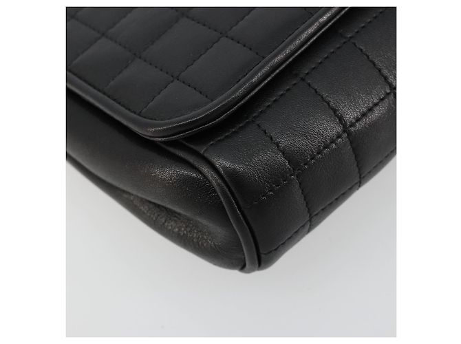 Céline Borsa a Spalla con Catena CELINE in Pelle Nera e Oro Auth 182421V Nero D'oro - vista 15