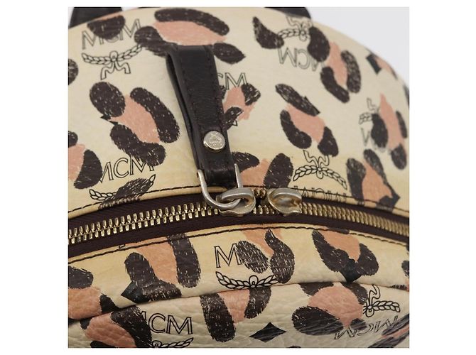 Zaino MCM Vicetos Logogram PVC Leather Ivory Gold Auth 176436 D'oro Crudo - vista 18