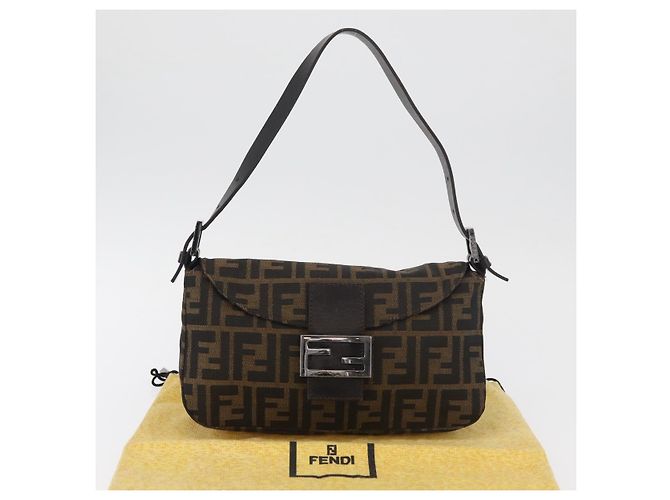 FENDI Zucca Canvas Mamma Baguette Shoulder Bag Black Brown Auth 182801V Marrone Nero - vista 12