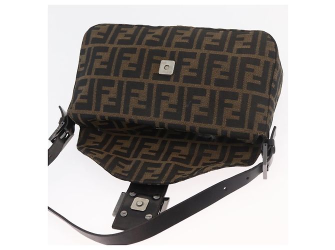 FENDI Zucca Canvas Mamma Baguette Shoulder Bag Black Brown Auth 182801V Marrone Nero - vista 20