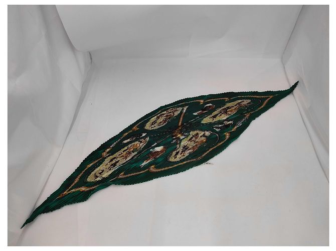 Hermès Hermes Triangle Scarves Silk Green - view 2