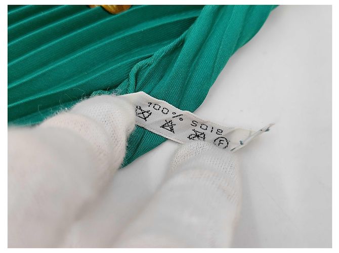Hermès Hermes Triangle Scarves Silk Green - view 4