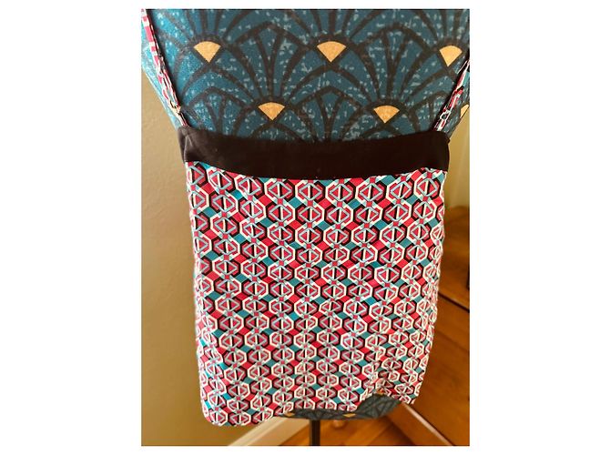 Autre Marque Freeman T. Porter Top mit mehrfarbigem geometrischem Print - Ansicht 5