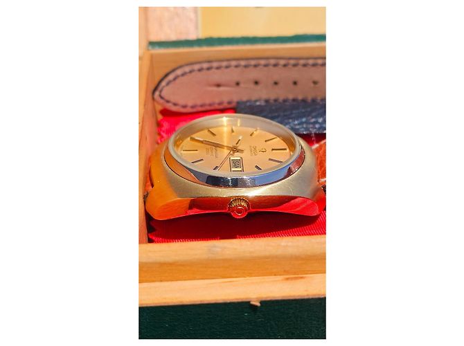 Omega Seamaster Cosmic 2000 Orologio Automatico Oro D'oro - vista 2