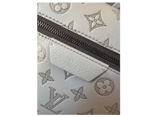 Louis Vuitton Monogram Leder Rucksack Grau - Ansicht 2