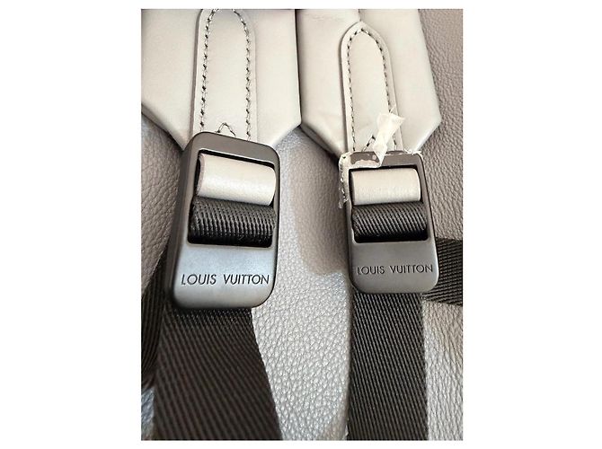 Louis Vuitton Monogram Leder Rucksack Grau - Ansicht 7