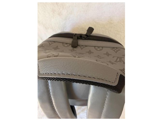 Louis Vuitton Monogram Leder Rucksack Grau - Ansicht 8